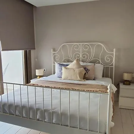 Merkez'de Havuzlu, Saunali, Muestakil Hotel 4*