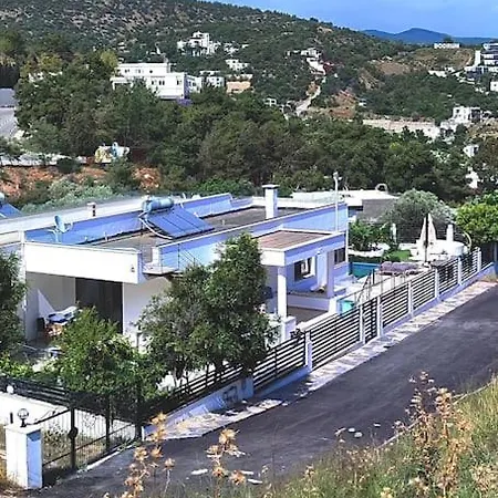 Merkez'de Havuzlu, Saunali, Muestakil 4*