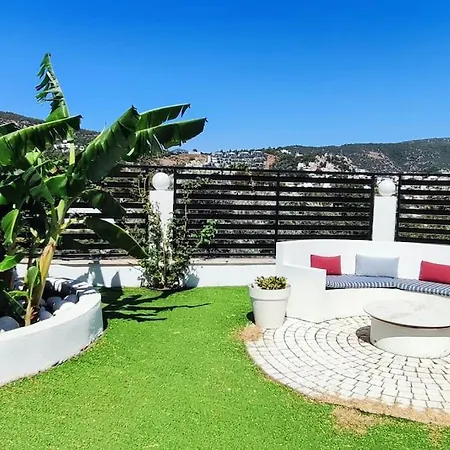 Hotel Merkez'de Havuzlu, Saunali, Muestakil 4*