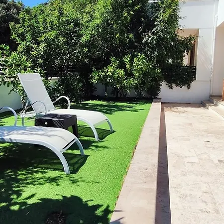 Merkez'de Havuzlu, Saunali, Muestakil Hotel 4*